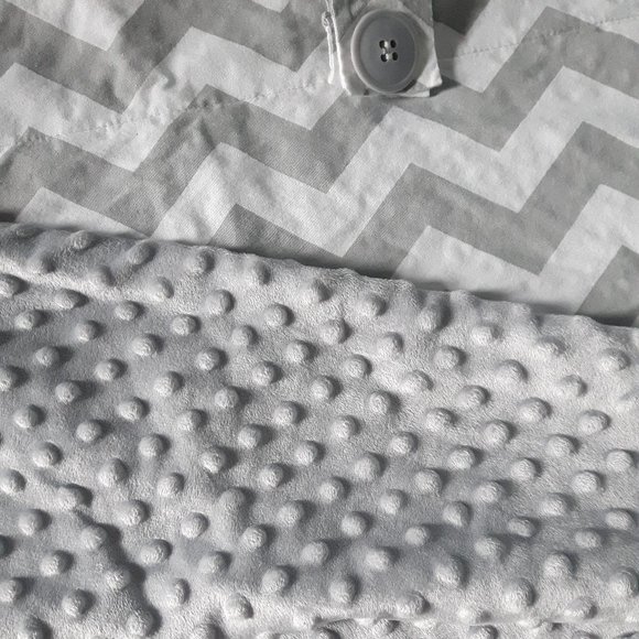 Carseat Canopy "Chevy" carseat cover - Picture 3 of 4